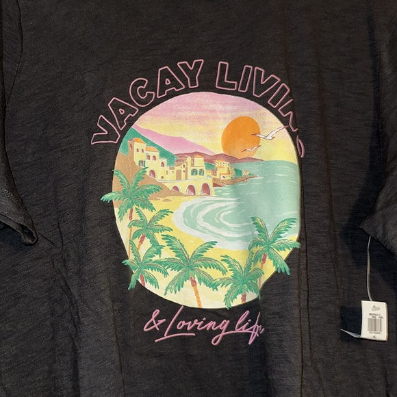 Old Navy Women’s Charcoal Short Sleeved T-Shirt XL NWT Vacay Living Palm Trees - Picture 2 of 8
